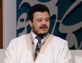 «صلّوا وسلّموا على أشرف الخلق».. ابتهال يخطف القلوب مع الشيخ أحمد العمري