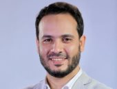 الغربة وسط المألوف