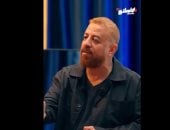 الماكيير السينمائي إيهاب محروس: كل ما كان الميكاب طبيعي يبقى أحلى.. فيديو