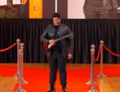 المتسابق عبد الله أكرم يُبدع بعمل آلات موسيقية بصوته وعزف أغنية ببرنامج كاستنج