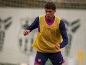 تفاصيل الظهور الأول لـ حمزة عبد الكريم في تدريبات برشلونة.. فيديو