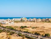 تطوير البنية التحتية لهيئات شبابية ورصف طرق بمصيف بلطيم