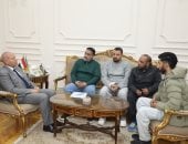 محافظ القاهرة يلتقى شباب المطرية لمتابعة تجهيزات «أكبر مائدة إفطار جماعى» فى مصر
