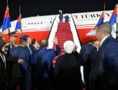 السيدة انتصار السيسى تنشر صورًا رفقة الرئيس السيسي خلال توديع أردوغان وقرينته