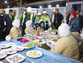 وزير قطاع الأعمال يتفقد الشركة العامة لمنتجات الخزف والصينى «شينى» بالقليوبية