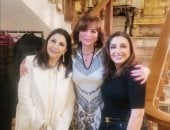 إلهام شاهين بصحبة نجوم الفن: أجمل وأطيب صديقاتى
