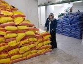 ضبط 4 طن سلع غذائية مجهولة المصدر في حملة لمديرية التموين بسوهاج