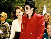 مايكل جاكسون.. تسجيلات صوتية نادرة تعيد اسمه إلى دائرة الجدل مع إبستين