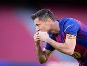 ميلان يأمل في تعثر مفاوضات ليفاندوفسكي مع برشلونة