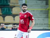 خناقة مضحكة فى تدريبات الأهلي للاحتفال بعيد ميلاد ياسر إبراهيم