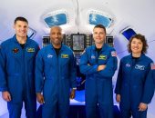 ناسا تسمح لرواد الفضاء بحمل هواتفهم الذكية فى مهمات الفضاء لأول مرة