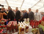 افتتاح معرض السلع الغذائية بباب الشعرية بحضور وزير الزراعة ومحافظ القاهرة