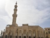 تنفيذا للتوجيهات الرئاسية.. افتتاح مسجد ومقام السيدة عائشة بعد تطويره.. صور