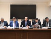 خطة النواب تسأل عن موقف مصلحة الضرائب من المهن الحرة.. ورئيس المصلحة تجيب