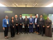 وفد وزارة البترول يلتقي المستثمرين في جناح التعدين المصري بمؤتمر إندابا