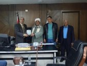 تعليم قنا يحصد المركز الثالث فى مسابقة التميز بالحرف اليدوية للأعمال الخشبية