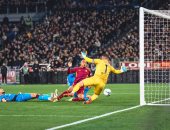 روما ضد كالياري .. مالين يقود الذئاب للفوز بثنائية نظيفة