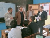 مدير تعليم أسيوط يتابع الانضباط المدرسى فى 4 مدارس بأبو تيج