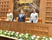 محافظ أسيوط يشدد خلال المجلس التنفيذى على ضرورة حسم مخالفات التراخيص