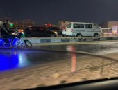 كثافة مرورية بدائري المريوطية صفط بسبب بقع زيت على الطريق.. صور 