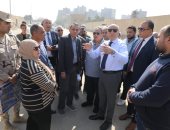 محافظ القاهرة: نقل موقف السيدة عائشة لـ "نزلة سوق الحمام" لإنهاء الزحام