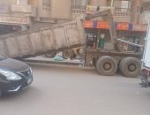 محافظة الجيزة تدعم منطقة المنشية فيصل بحاويات كبيرة للنظافة