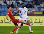 القادسية ضد نيوم.. شوط أول سلبي بمشاركة حجازى في الدوري السعودي