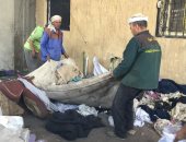 حى العجوزة يرفع بؤر المخلفات وأماكن الفرز العشوائى بأرض اللواء.. صور