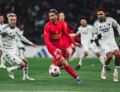 إبراهيم عادل يشاهد فوز نورشيلاند على كوبنهاجن بالدوري الدنماركي