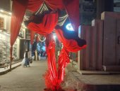 ميدان عيد الحب.. "مجسم وردة" يغير نمط احتفالات الفلانتين فى دمياط.. فيديو