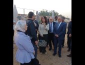 وزيرة الثقافة تتفقد أعمال الدورة 30 لسمبوزيوم أسوان الدولى للنحت.. فيديو