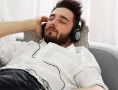 لو بتقضى عيد الحب وأنت سينجل.. 5 فوائد بتتمتع بها لوحدك