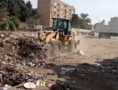 محافظ أسيوط: حملات مكثفة لرفع كفاءة منظومة النظافة بصدفا ترفع 119 طن مخلفات