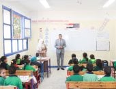 مدير تعليم الجيزة يشدد على الالتزام بخطط العلاج التربوى للطلاب ضعاف المستوى