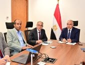 وزير الرى يبحث مع شركات ألمانية إنشاء مركز لتأهيل صناديق التروس بمصلحة الميكانيكا والكهرباء