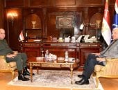 القوات المسلحة تجرى مراسم تسليم وتسلم القيادة فى تقليد عسكرى أصيل