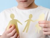 3 ساعات لا تصنع أبًا.. مأساة الآباء مع الرؤية.. حملة تطالب بعودة سن الحضانة إلى 7 سنوات وإقرار الرعاية المشتركة للأبناء.. والمتضررون: القانون الحالى يدمر الأسرة ويجعل الأب زائرًا وممولاً فى حياة ابنه