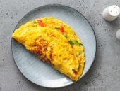 سحور 4 رمضان.. طريقة عمل بيض أومليت بالخضار