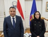 أول يوم عمل بعد تجديد الثقة فى محافظ البحيرة.. الدكتورة جاكلين عازر: أشكر الرئيس السيسى على دعم الشباب فى المراكز القيادية.. أتعهد باستكمال الإنجازات وتحقيق مطالب المواطنين.. والتحول الرقمي على رأس أولوياتى