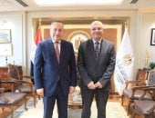 رئيس جامعة الزقازيق يهنئ وزير التعليم العالى والبحث العلمى بتوليه منصبه الجديد