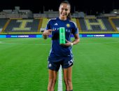 وجدت الطريق الصحيح.. كاثلين سوزا لاعبة النصر السعودى تشهر إسلامها.. صور