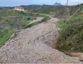 عواصف عنيفة تضرب غرب اليونان وإخلاء تجمعات سكنية بسبب الانهيارات الأرضية