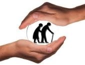 بالقانون.. خط ساخن للإبلاغ عن أية مخاطر تهدد أمن وسلامة وحياة المسنين