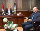 محافظ الغربية يستقبل نائبه ويشدّد على العمل الميدانى بروح الفريق الواحد