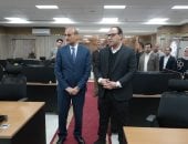 محافظ أسيوط يتفقد مركز سيطرة الشبكة الوطنية للطوارئ بالديوان العام