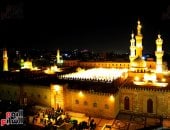 تراويح الشهر الكريم.. مسجدا الحسين والجامع الأزهر يتزينان استقبالا لرمضان