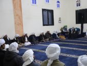 الطرق الصوفية في سيناء تحيي أول ليلة من رمضان بالذكر والمدائح وتلاوة القرآن.. فيديو