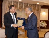 أكرم الجوهري يتسلم رئاسة جهاز الإحصاء من خيرت بركات في مراسم رسمية