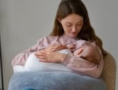 دراسة تكشف: الرضاعة الطبيعية تترك “بصمة وراثية” طويلة الأمد لدى الأطفال