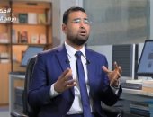 حق الوالدين أم حق الأبناء أيهما أولى؟.. مختار عبد الله يجيب